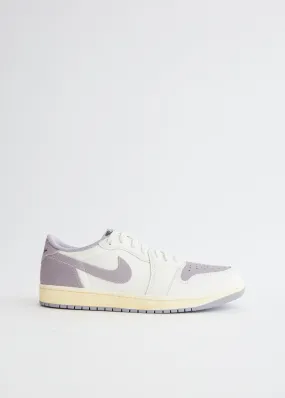 Air Jordan 1 Low OG 'Atmosphere Grey' Sneakers