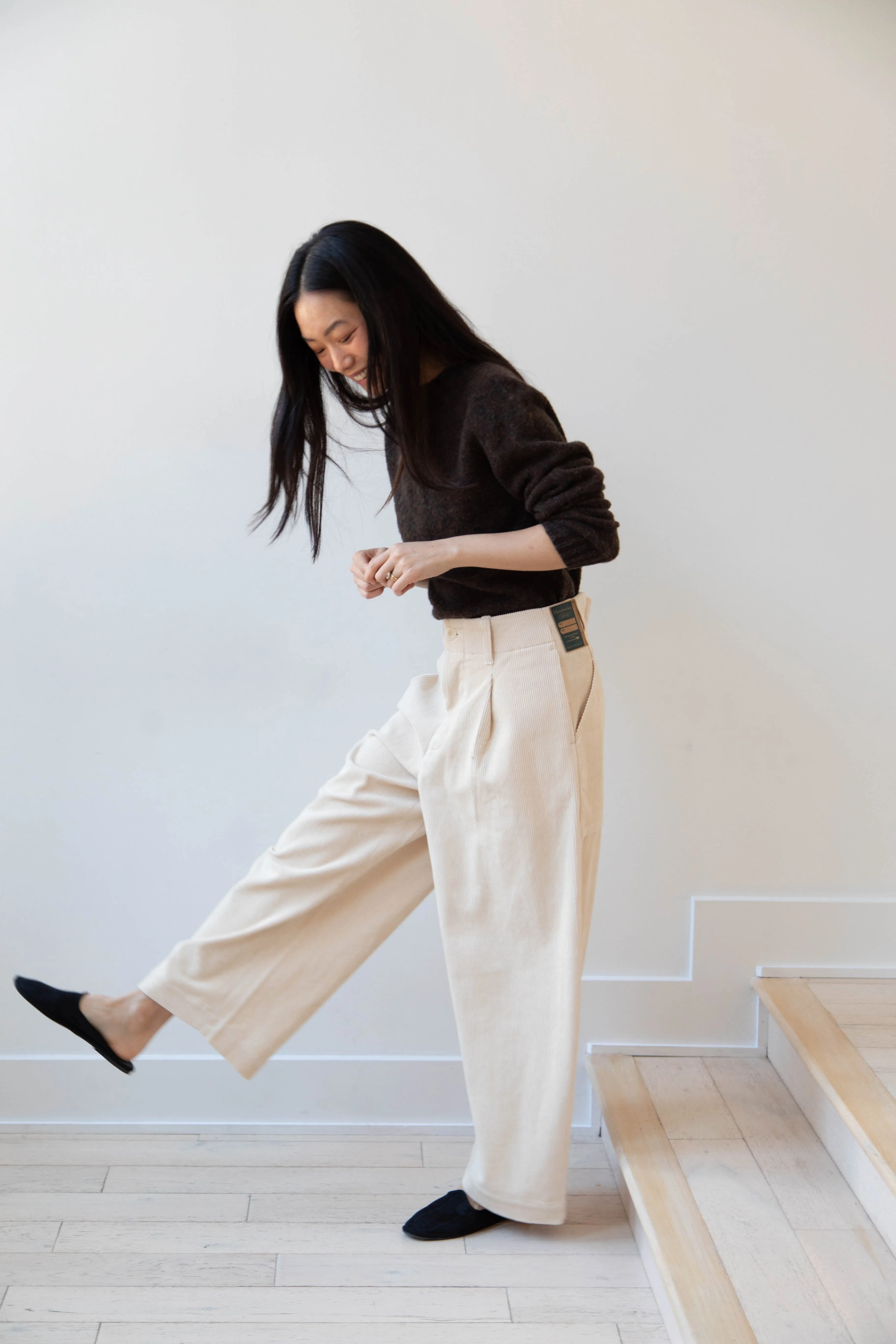 Aseedonclöud | HW Wide Corduroy Trousers in Off White