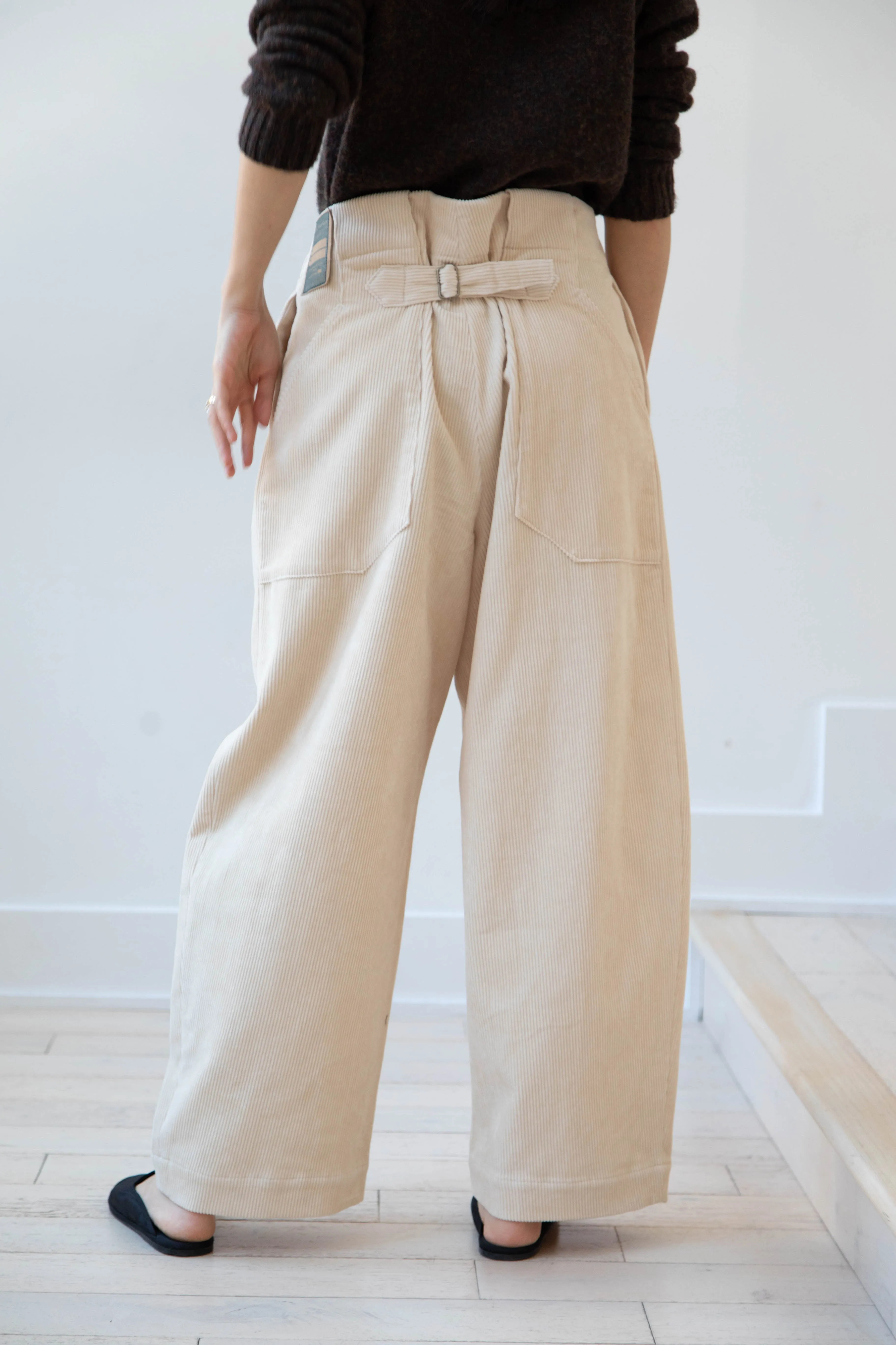 Aseedonclöud | HW Wide Corduroy Trousers in Off White