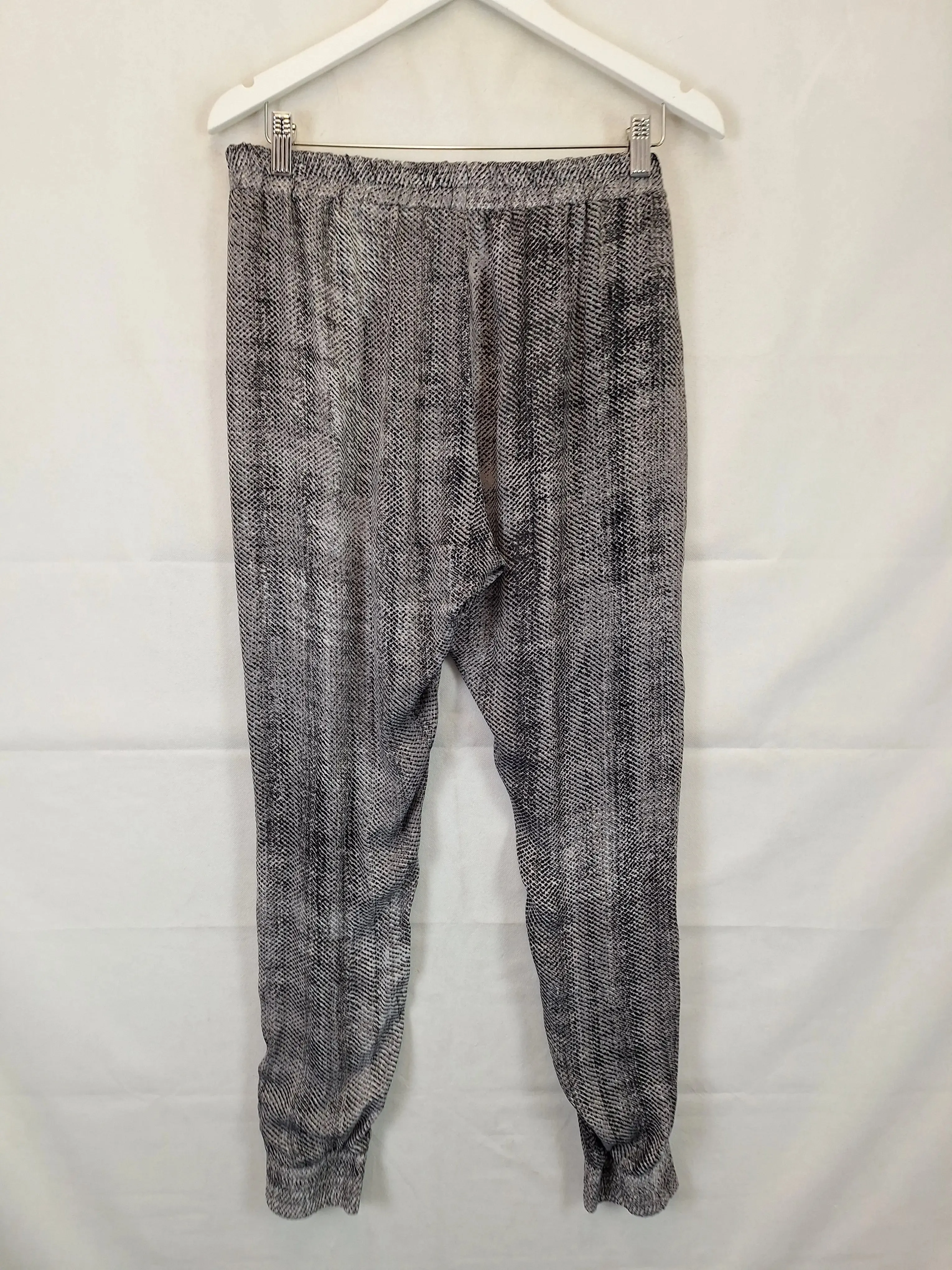 Cable Relaxed Lightweight Jogger Pants Size L