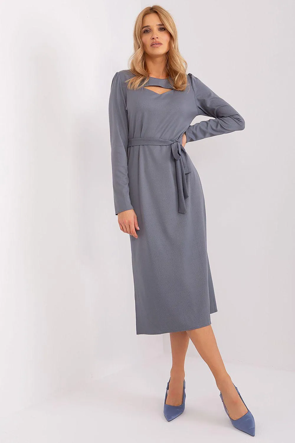 Chic Ribbed Midi Dress with Adjustable Waist Tie