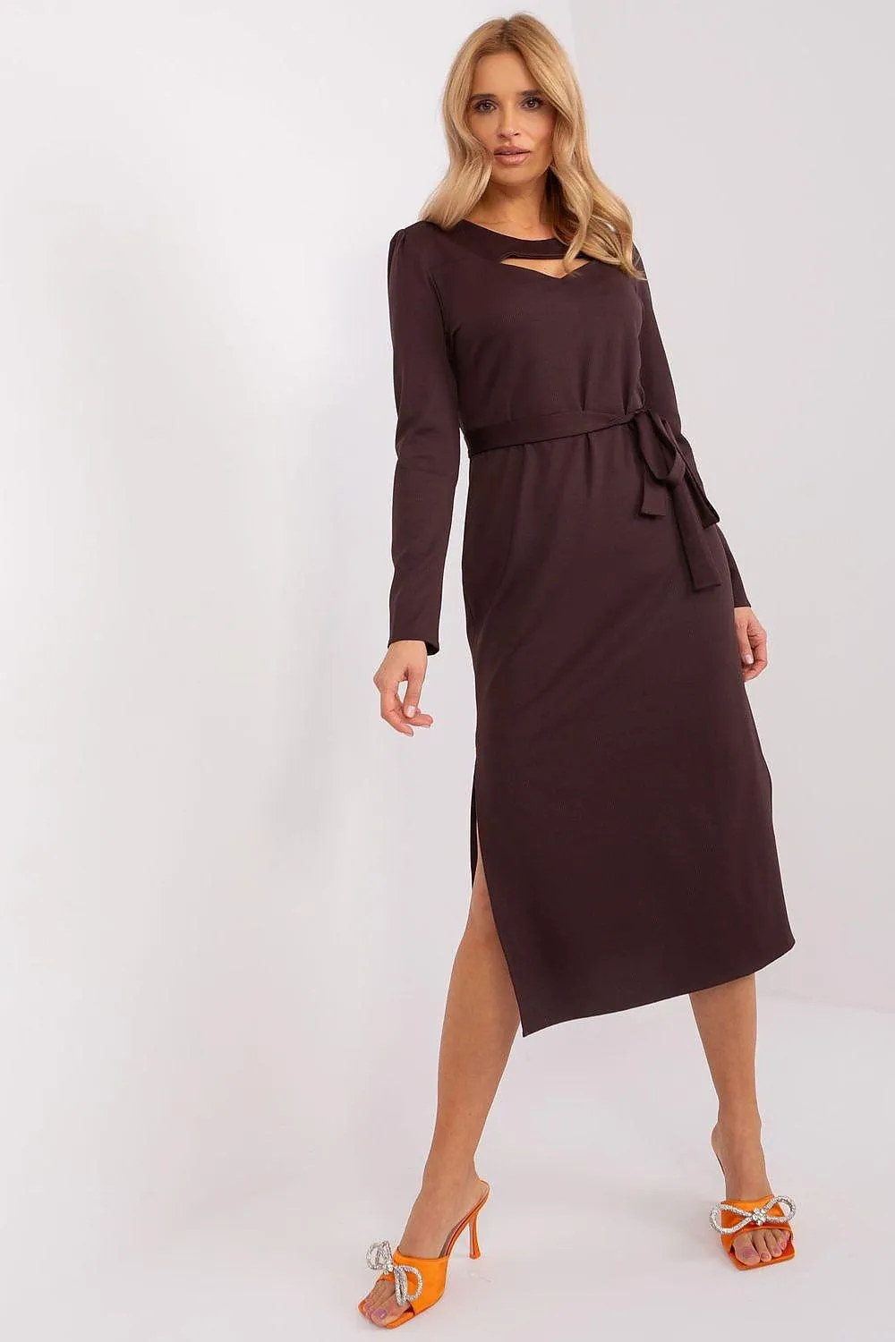 Chic Ribbed Midi Dress with Adjustable Waist Tie