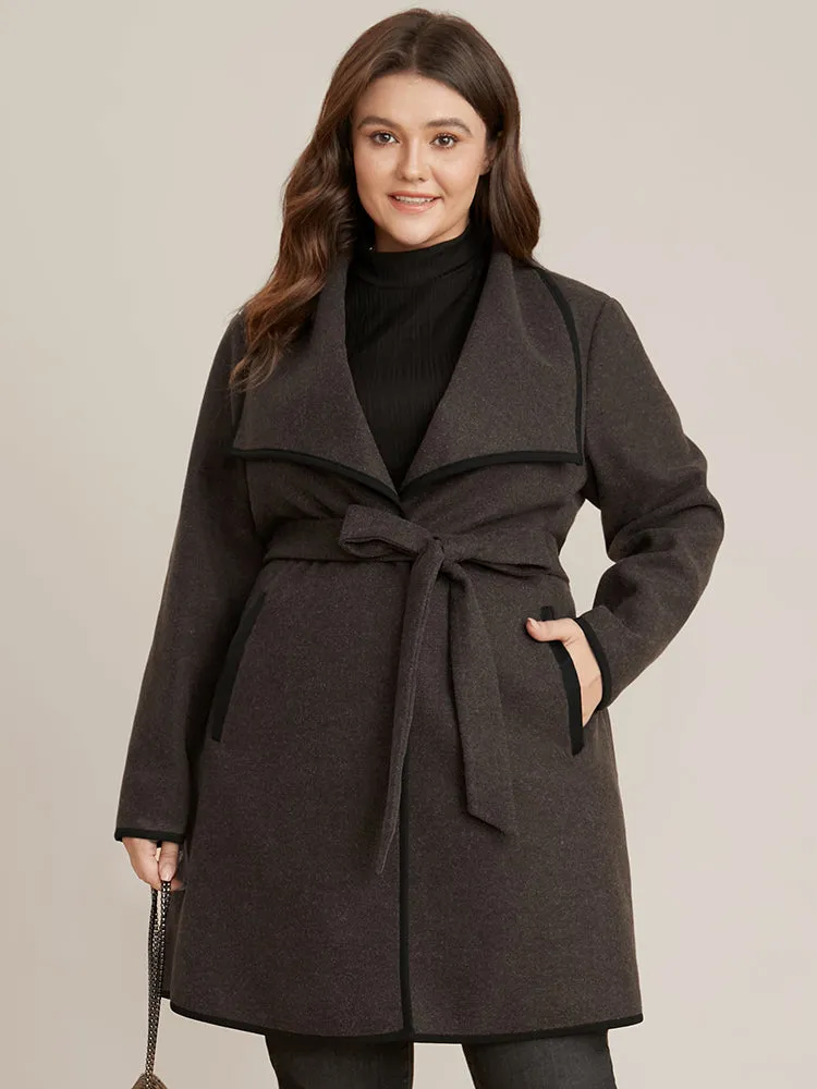 Contrast Trim Pocket Belted Lapel Collar Coat