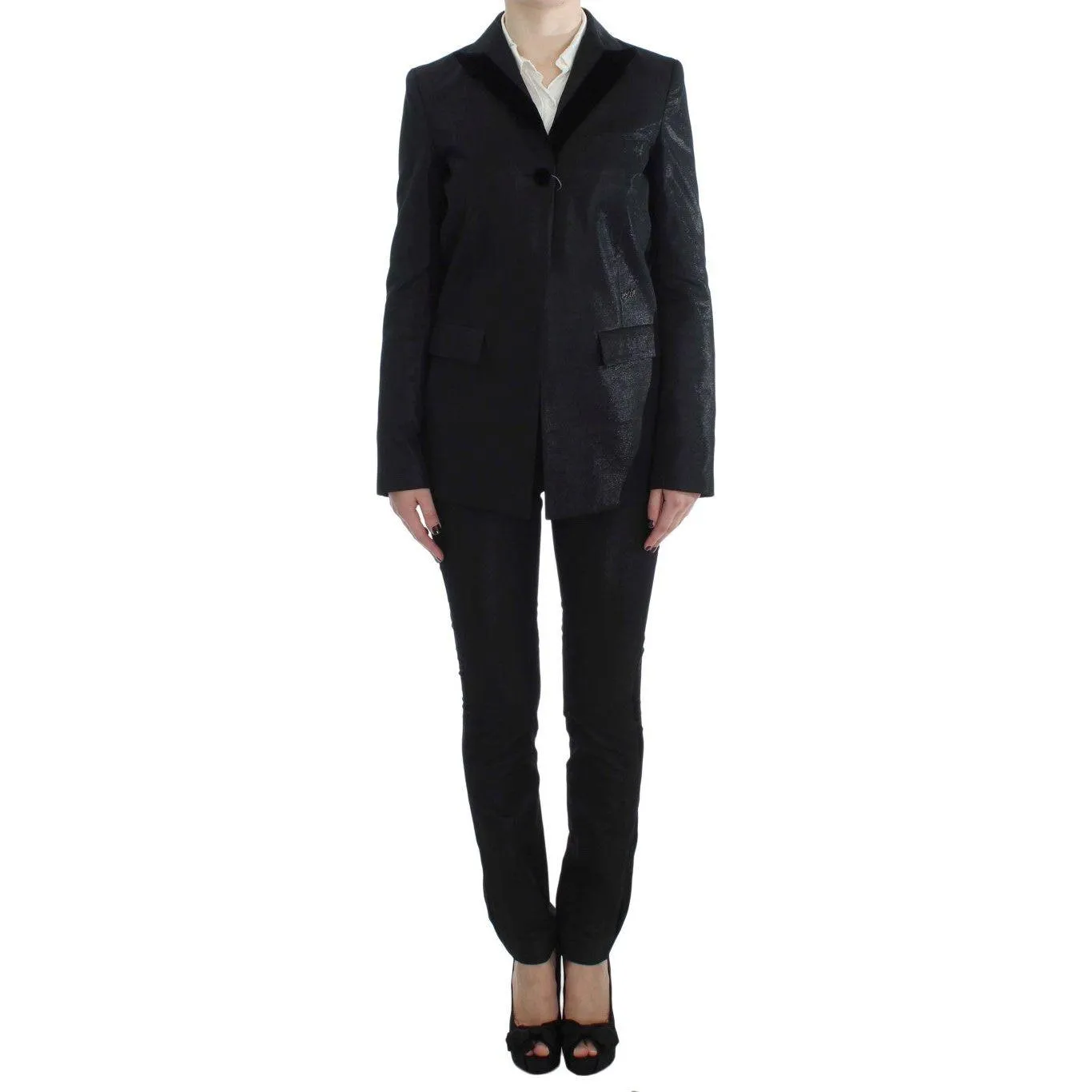 Exte Elegant Three-Piece Black Pants Suit