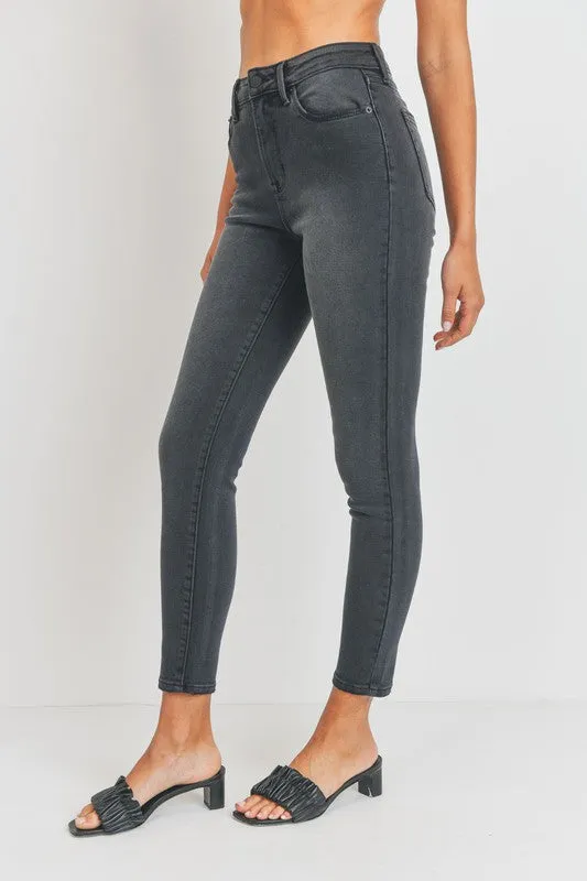 HIGH-RISE VINTAGE SKINNY JEANS (WASHED BLACK)