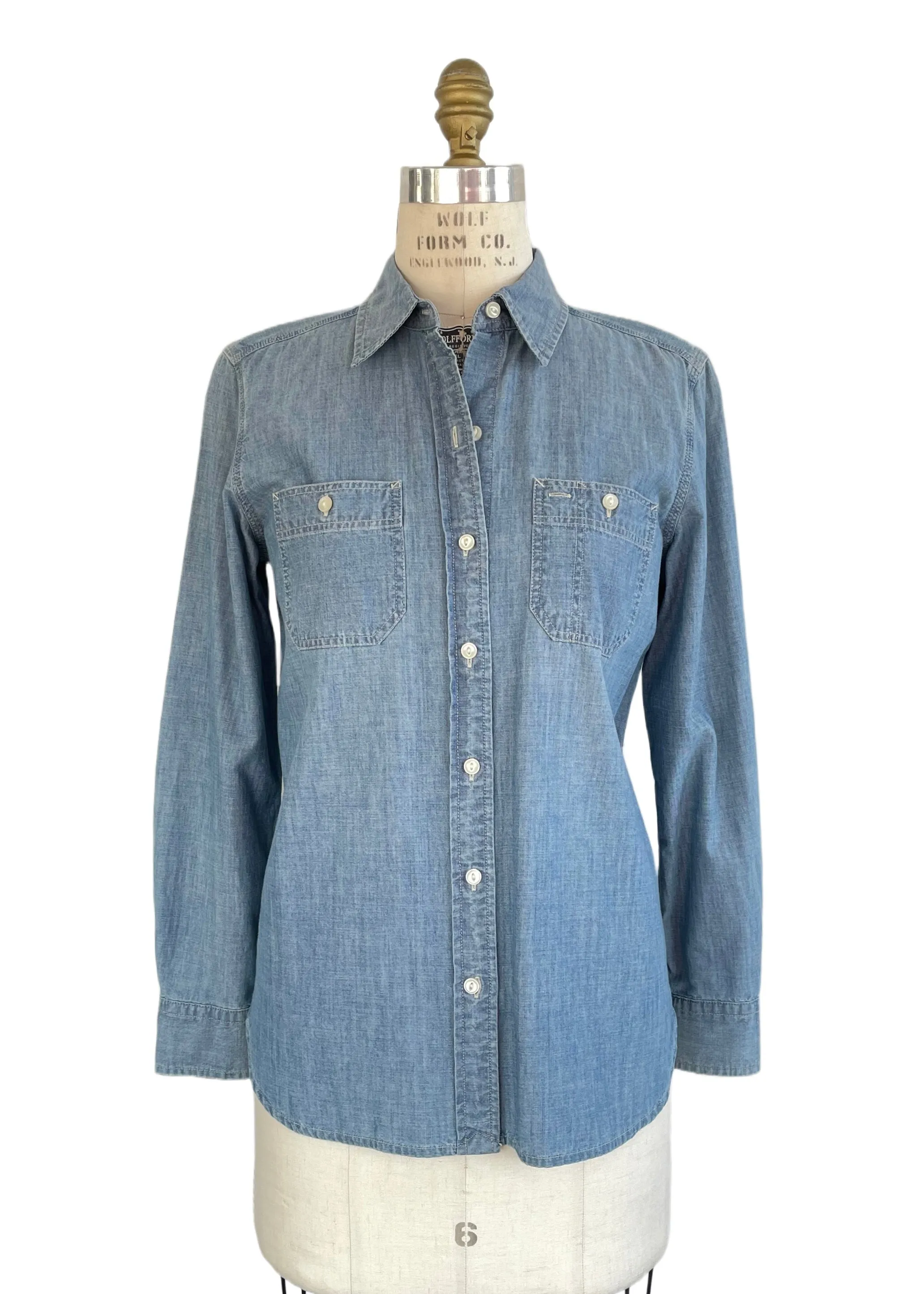 LAUREN RALPH LAUREN Women's blue chambray button up shirt w/ 2 chest pockets, XS