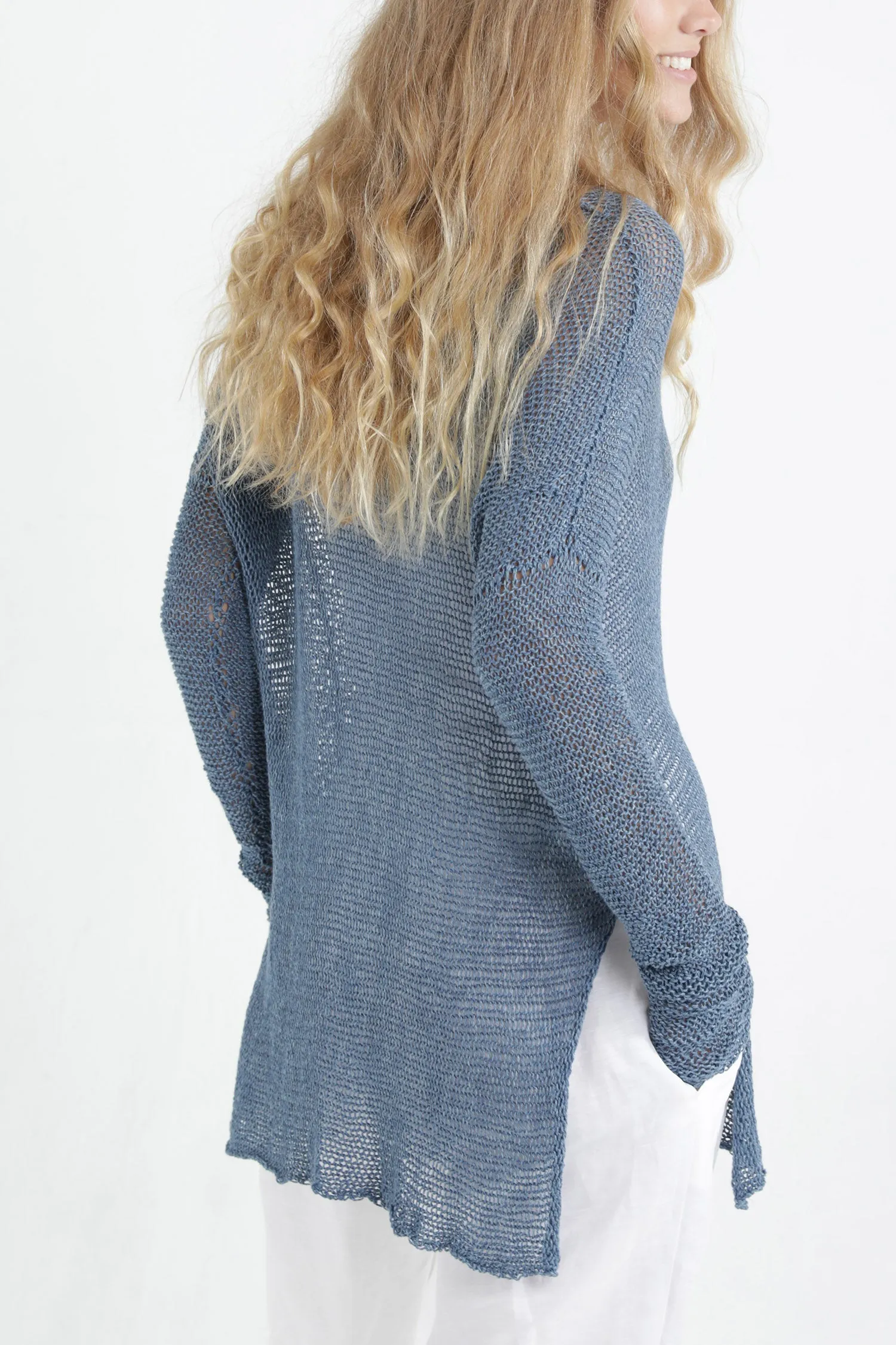 Loose knit sweater with side slits - Peacock blue