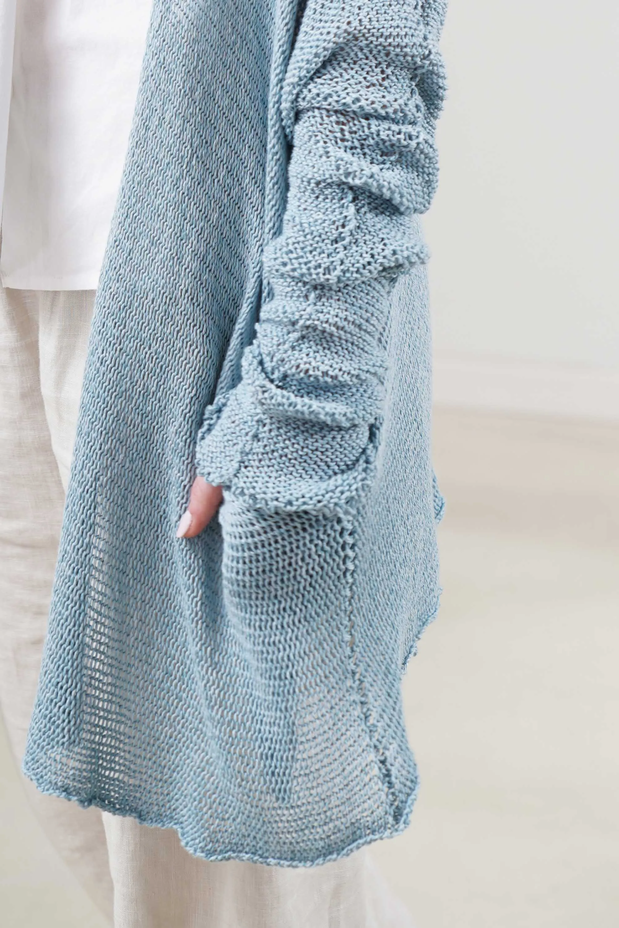 Loose knit sweater with side slits - Peacock blue