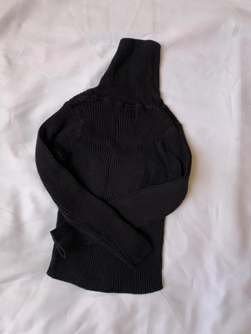 Next black turtle neck size 2-3 years