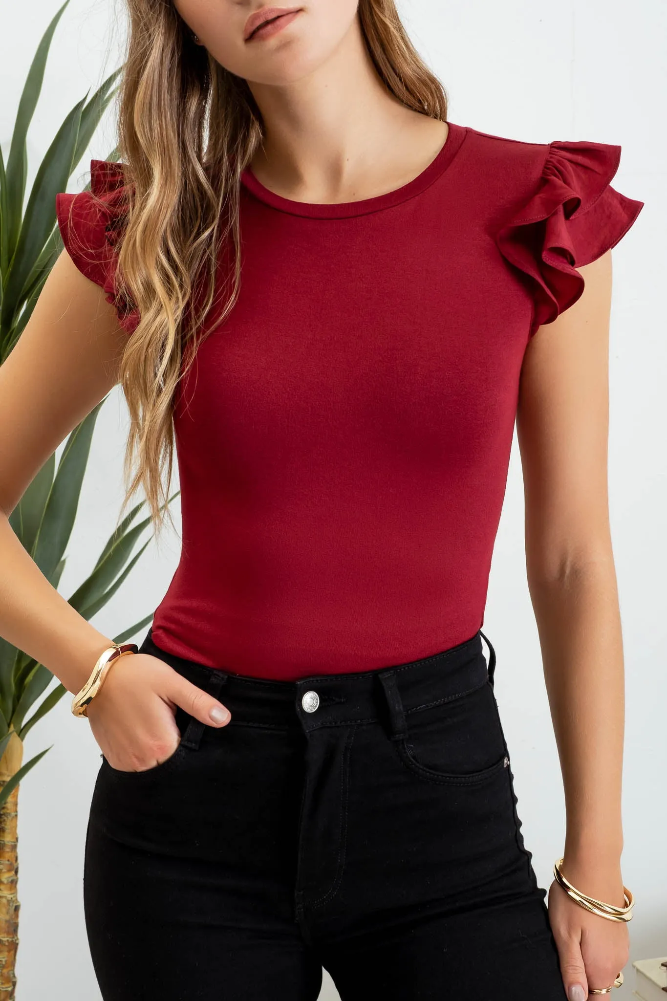 SOLID RUFFLE FLUTTER SLEEVE KNIT TOP