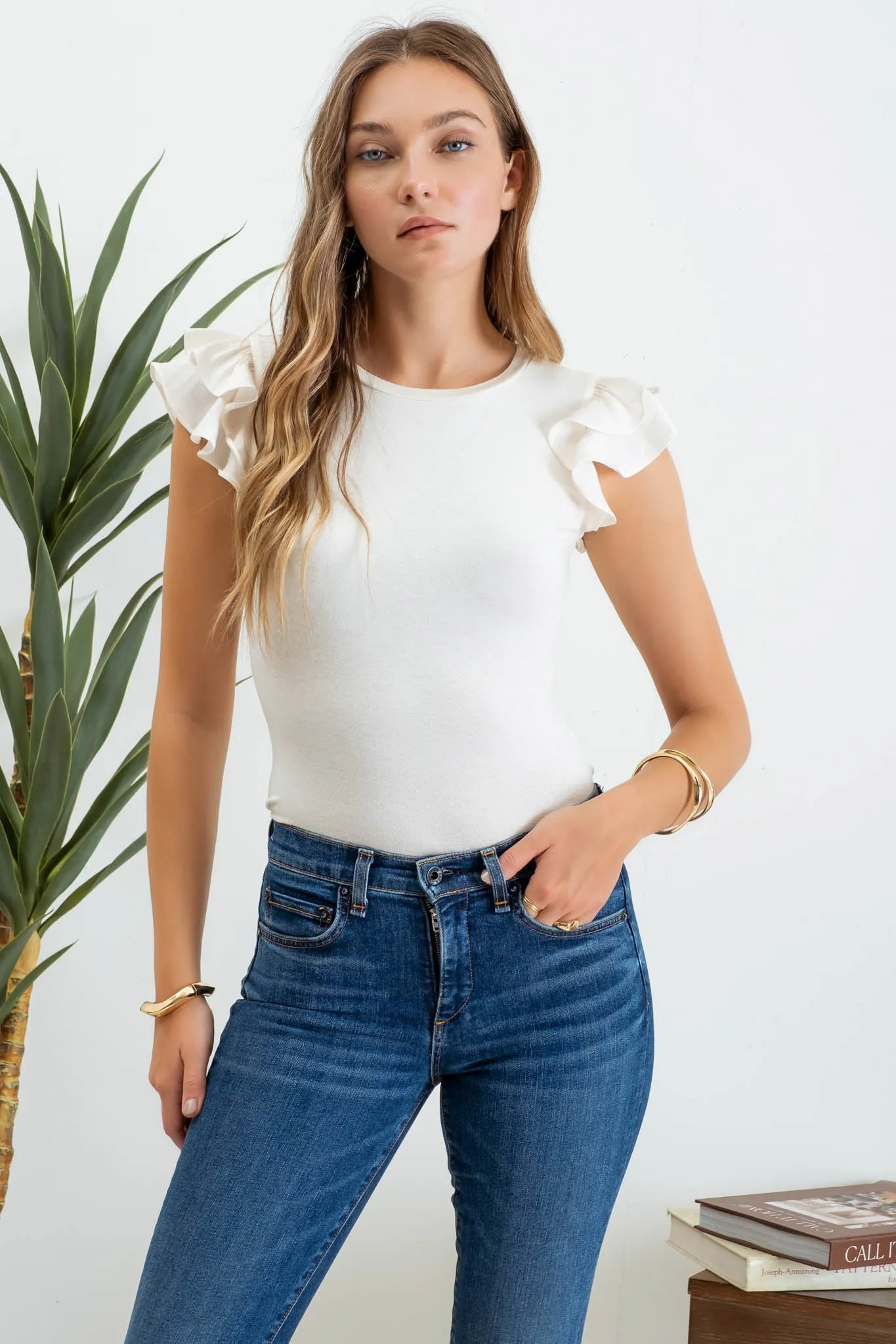 SOLID RUFFLE FLUTTER SLEEVE KNIT TOP