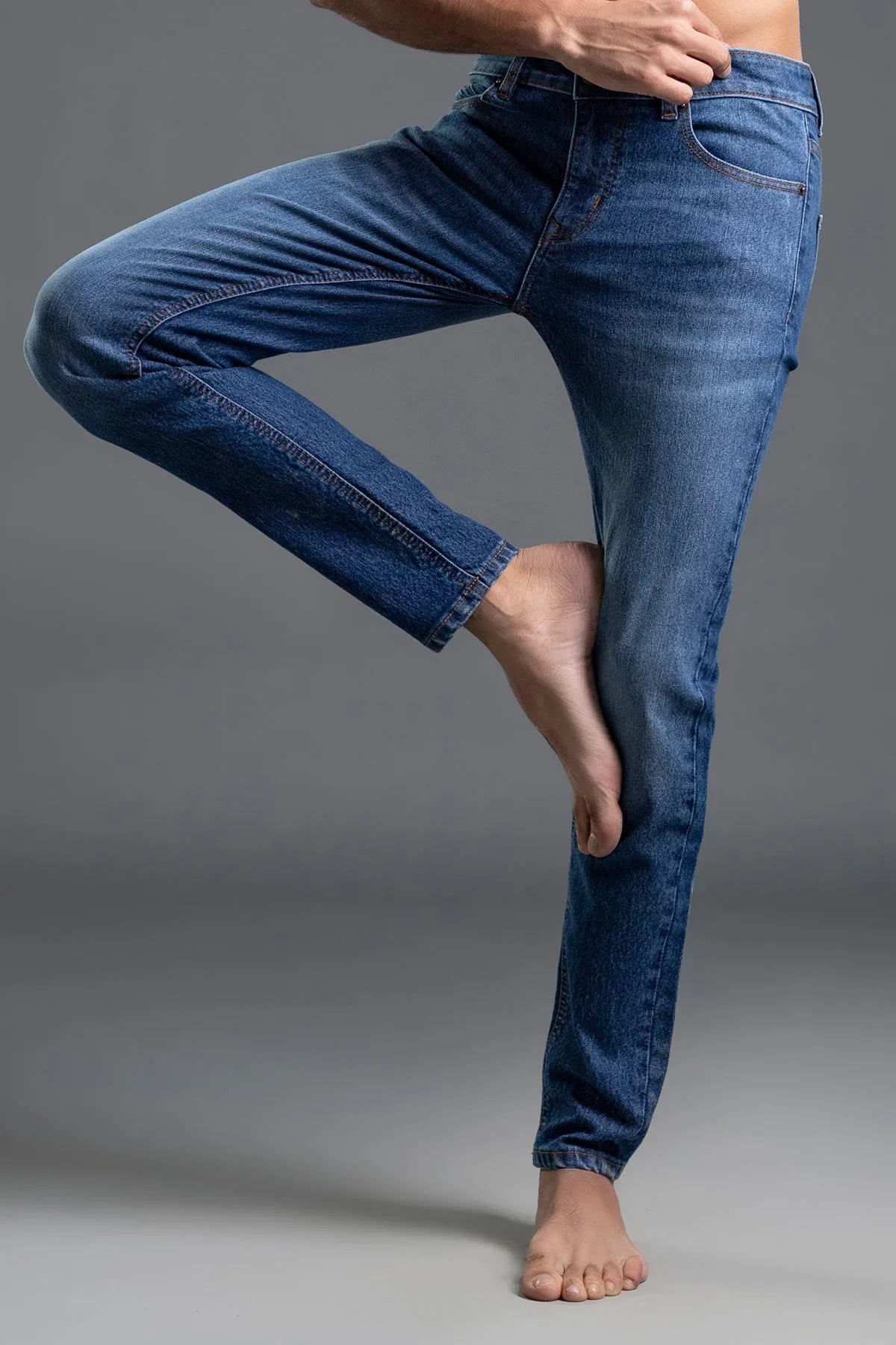 Stretchable Mid-Waist Jeans (Blue)-Voodoman