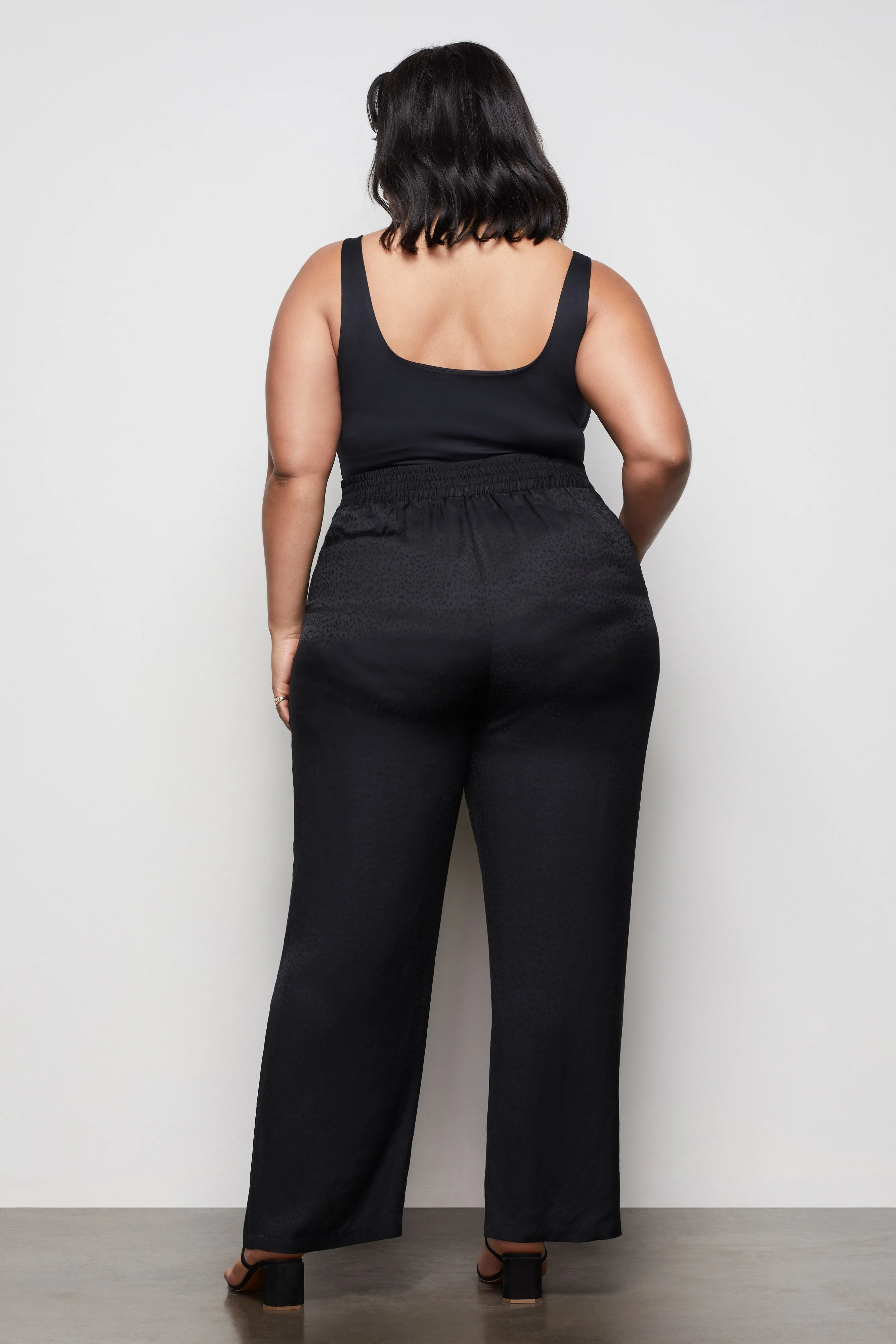 THE 80S JACQUARD WIDE LEG PANT | BLACK001