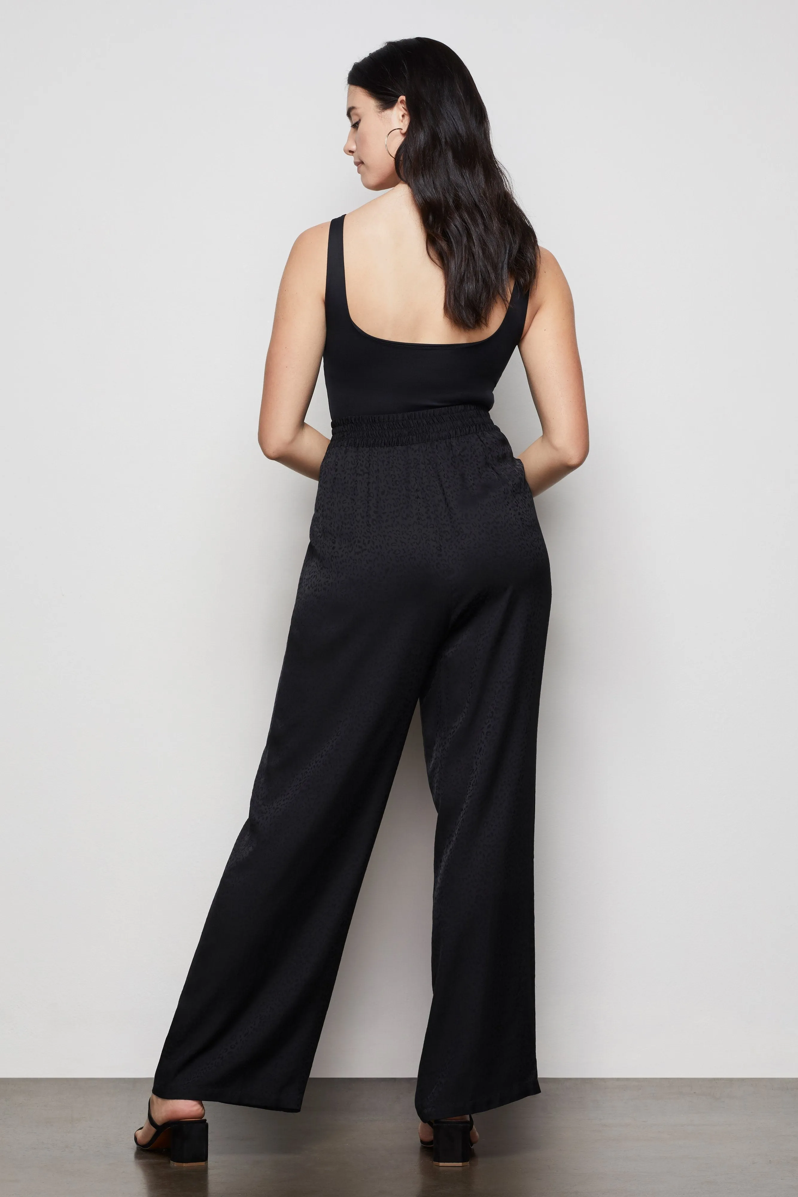 THE 80S JACQUARD WIDE LEG PANT | BLACK001