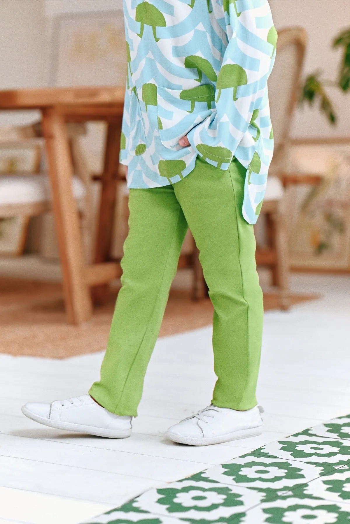 The Perfect Slim Fit Pants - Lime Green