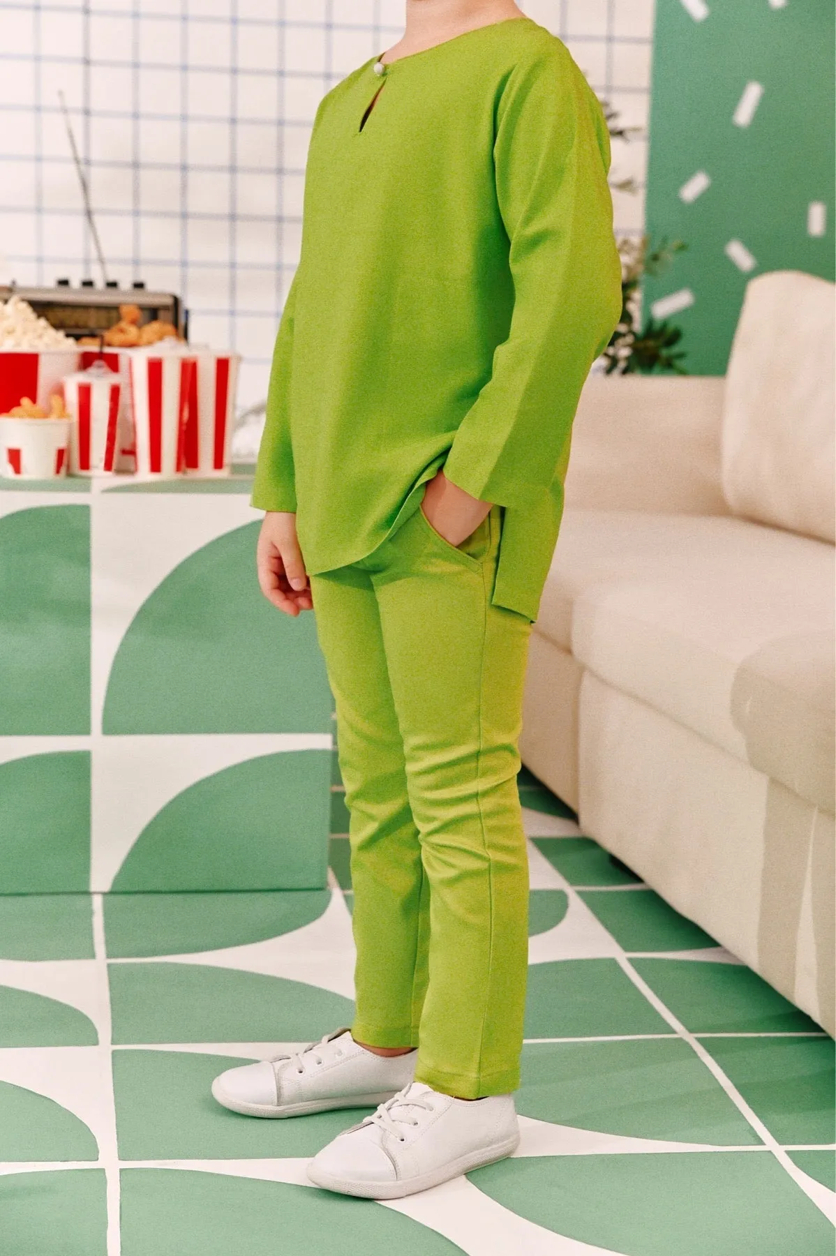 The Perfect Slim Fit Pants - Lime Green