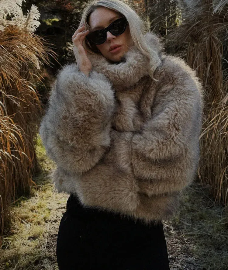 Turtleneck faux fur fluffy coat