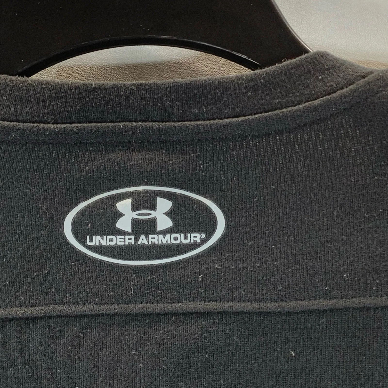 UNDER ARMOUR Men's Black ColdGear Loose-Fit Logo Infrared Henley Shirt SZ M