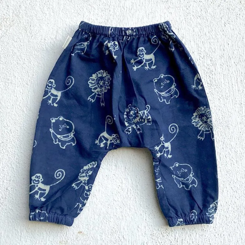 UNISEX ORGANIC WHITE KURTA   ZOO PRINT INDIGO PANTS