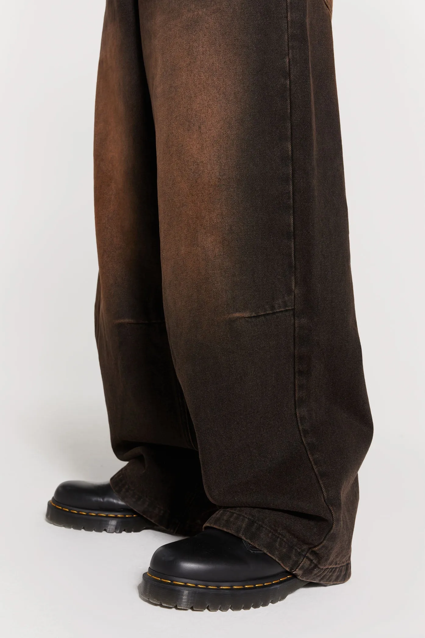 Vintage Brown Colossus Fit Jeans